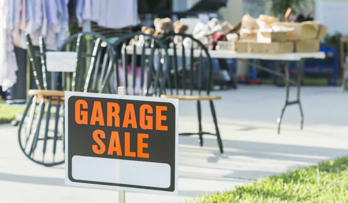 Stop Donating these Items to Thrift Stores