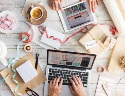 40 Ways to Stay Calm and Organized Before Hosting a Large Party or Event