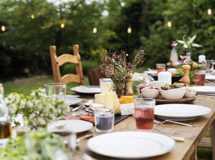 40 Elegant Tips for Outdoor Parties