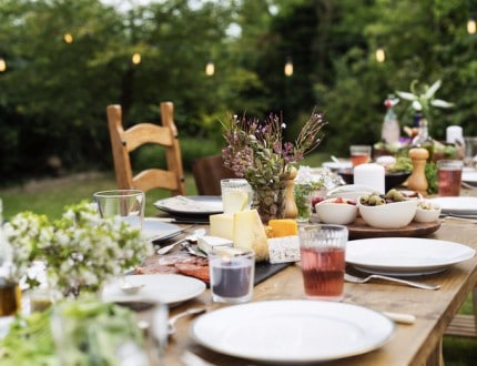 40 Elegant Tips for Outdoor Parties