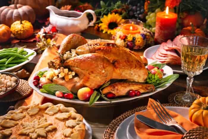 Last Minute Thanksgiving Dinner Hosting Tips