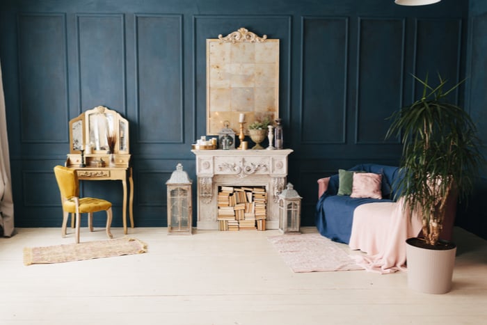 Painted Molding