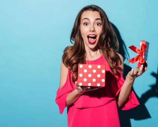 50 Clutter Free Gift Ideas for the Friend Who Values an Experience