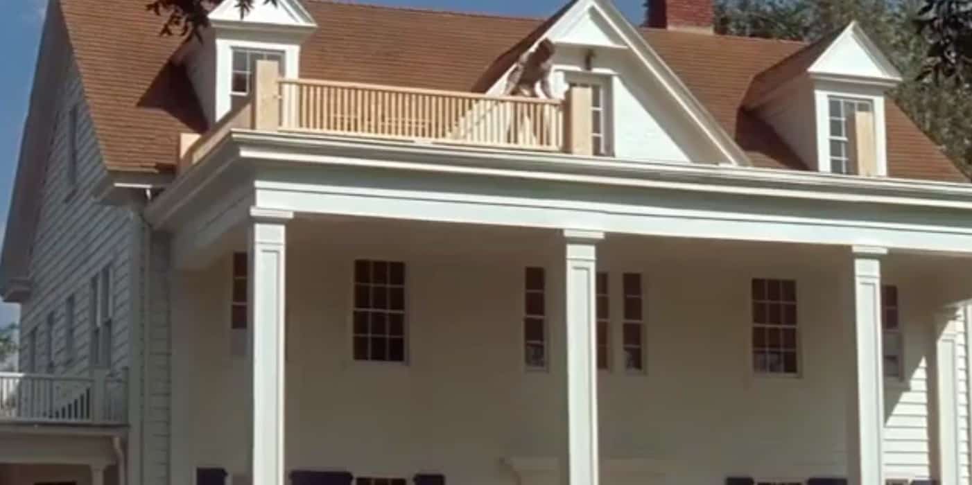 20 Iconic Coastal Homes Made Famous in Shows and Movies
