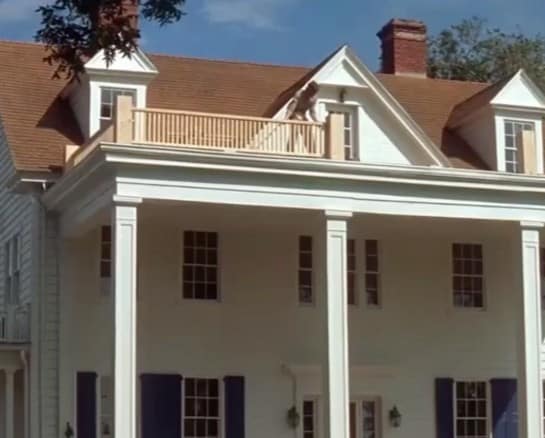 20 Iconic Coastal Homes Made Famous in Shows and Movies