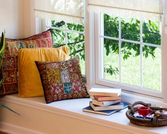 Creative Ways to Decorate a Small Living Room 