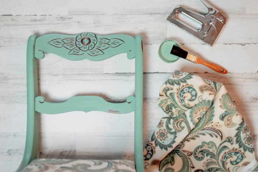 Chalk Paint Furniture Ideas that Add Character
