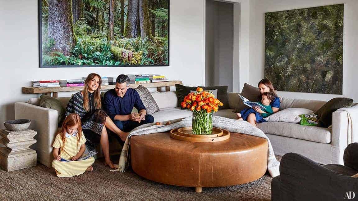 How To Make a Living Room Look Like Jessica Alba’s For Less Than $100