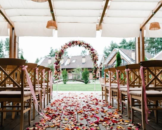 Small Backyard Wedding Ideas on a Budget