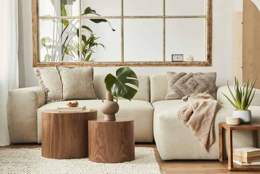 How to Create the Illusion of Space in a Small Apartment