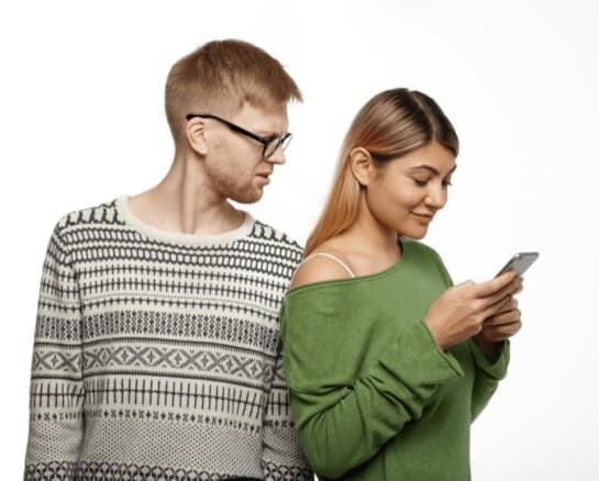 People From Around The World Share Stories Of Friends Who Betrayed Them