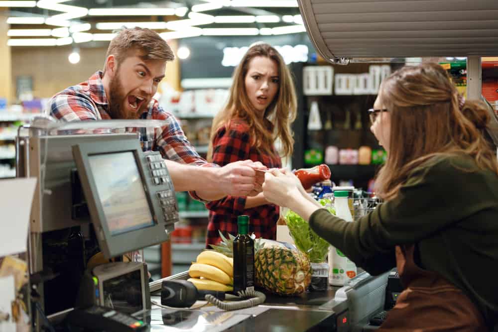 Retail Employees Tell Stories About How They Were Scammed by Customers