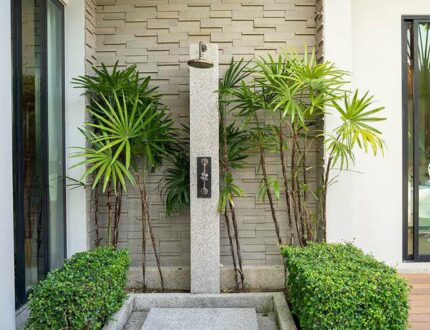 Upgrade your Home with These Outdoor Shower Ideas 