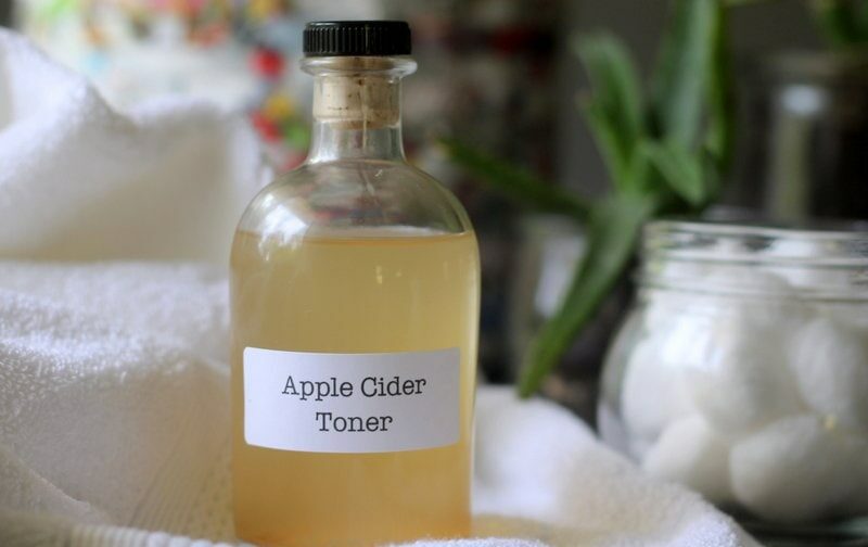 Apple cider vinegar is a great beauty product. Credit: Mommy Potamus