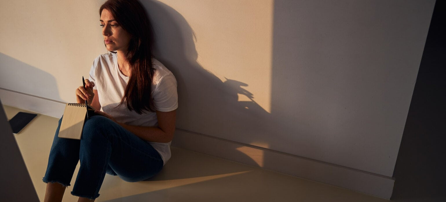 The Most Cold-Hearted Stories of Friendship Betrayals