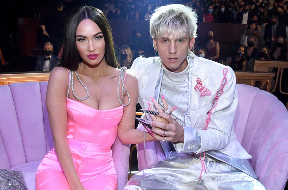 As Fotos Mais Problemáticas do Relacionamento Fracassado de Megan Fox e Machine Gun Kelly