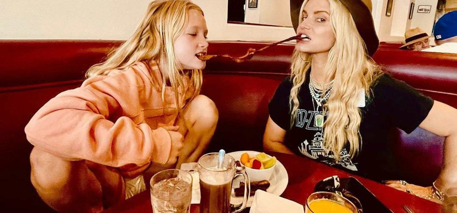 Weirdest Celebrity Home Habits