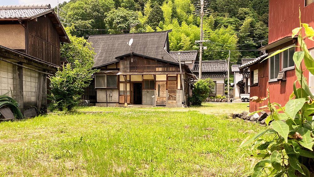 Photos Of Free or Cheap Abandoned Houses in Japan