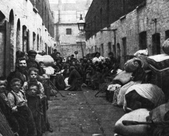 We Don’t Know How People Used To Live In These Historic Homes