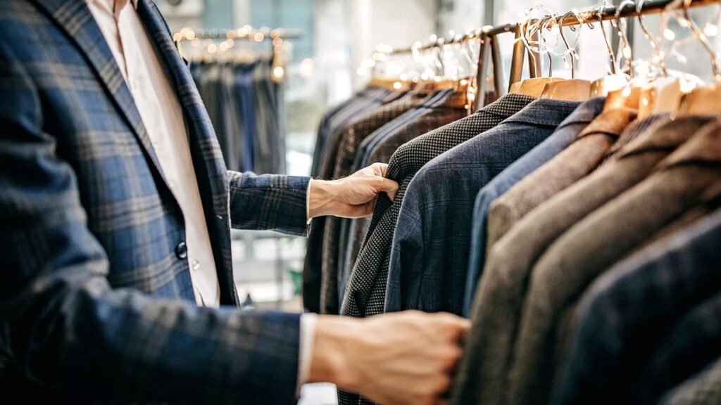 Capsule Wardrobe Lead