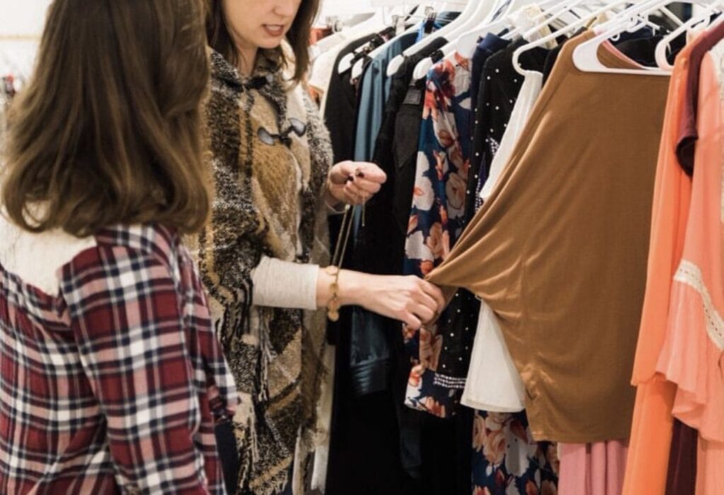 Brilliant Tips For How To Capsule Wardrobe And Save Your Closet