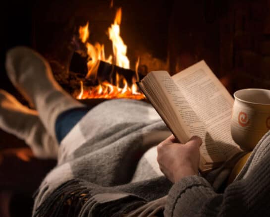 35 Cozy Winter Reads to Curl Up With by the Fireplace