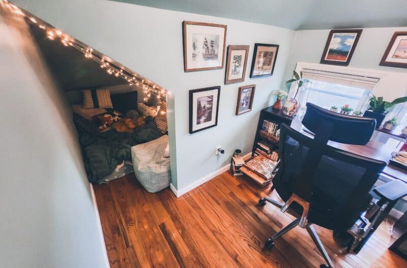 Unique Ways to Completely Transform Your Unused Attic into a Cozy Living Space